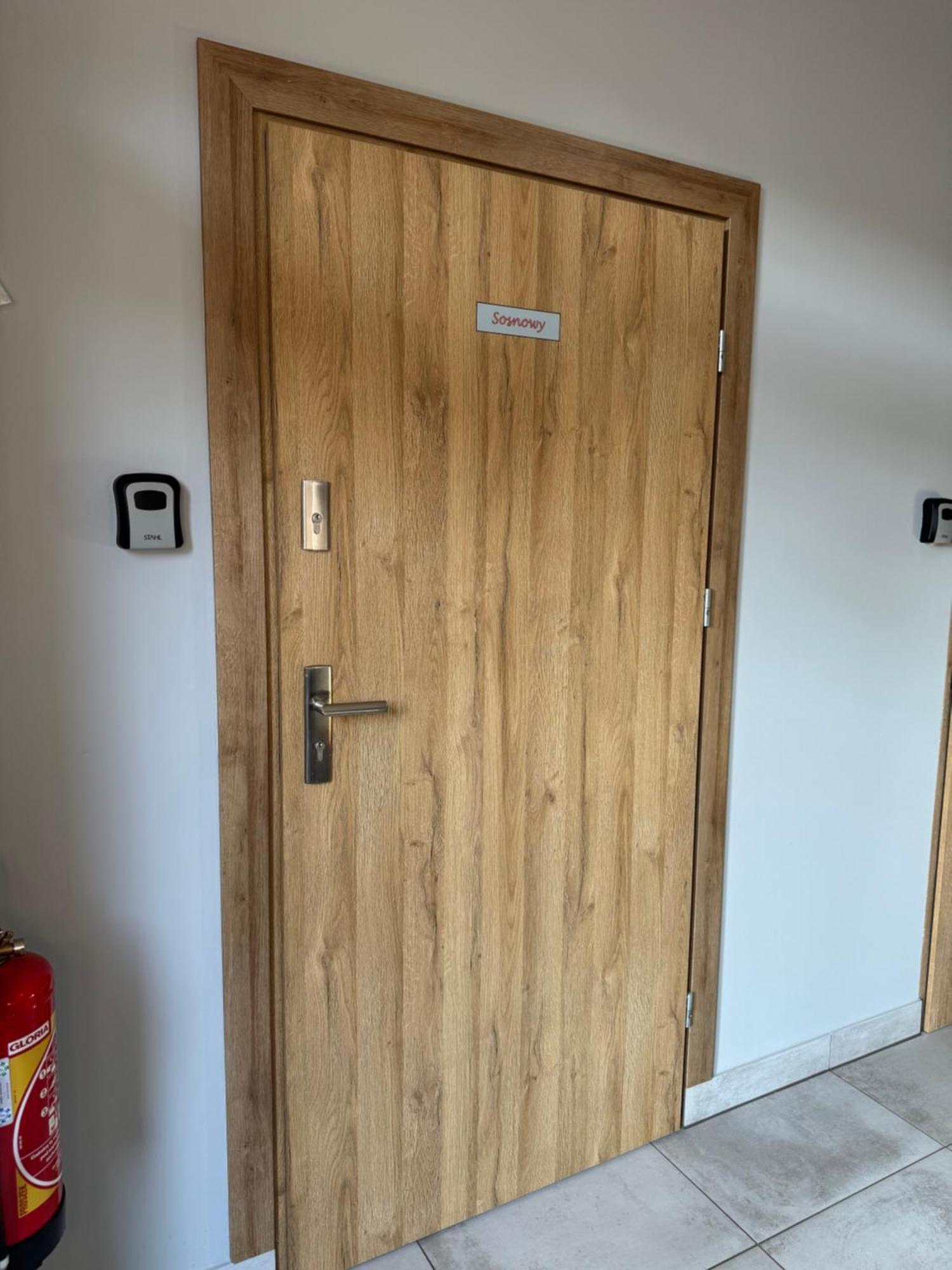 נובה רודה Dawna Mleczarnia Apartamenty Sosnowy מראה חיצוני תמונה